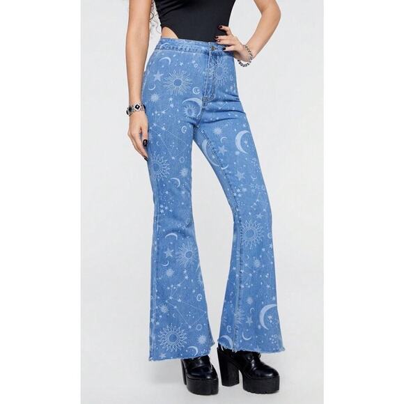 ROMWE Denim - ROMWE Avant‎ Cowgirl Sun & Moon Graphic Flare Leg Jeans Womens Size XS (1865)